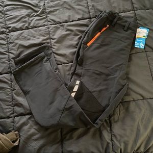 NWT Men’s 32 Snow Hiking Pants